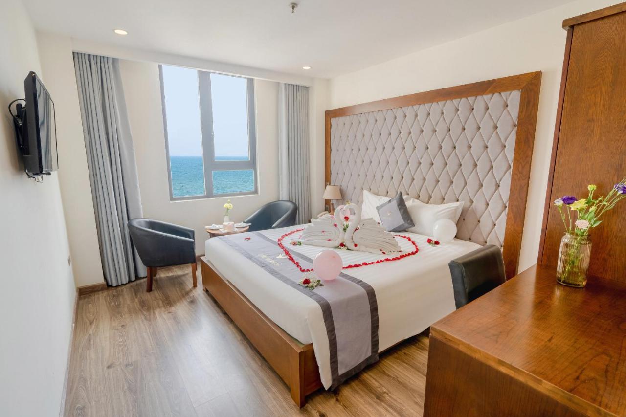 Royal Charm Hotel Da Nang Exterior foto